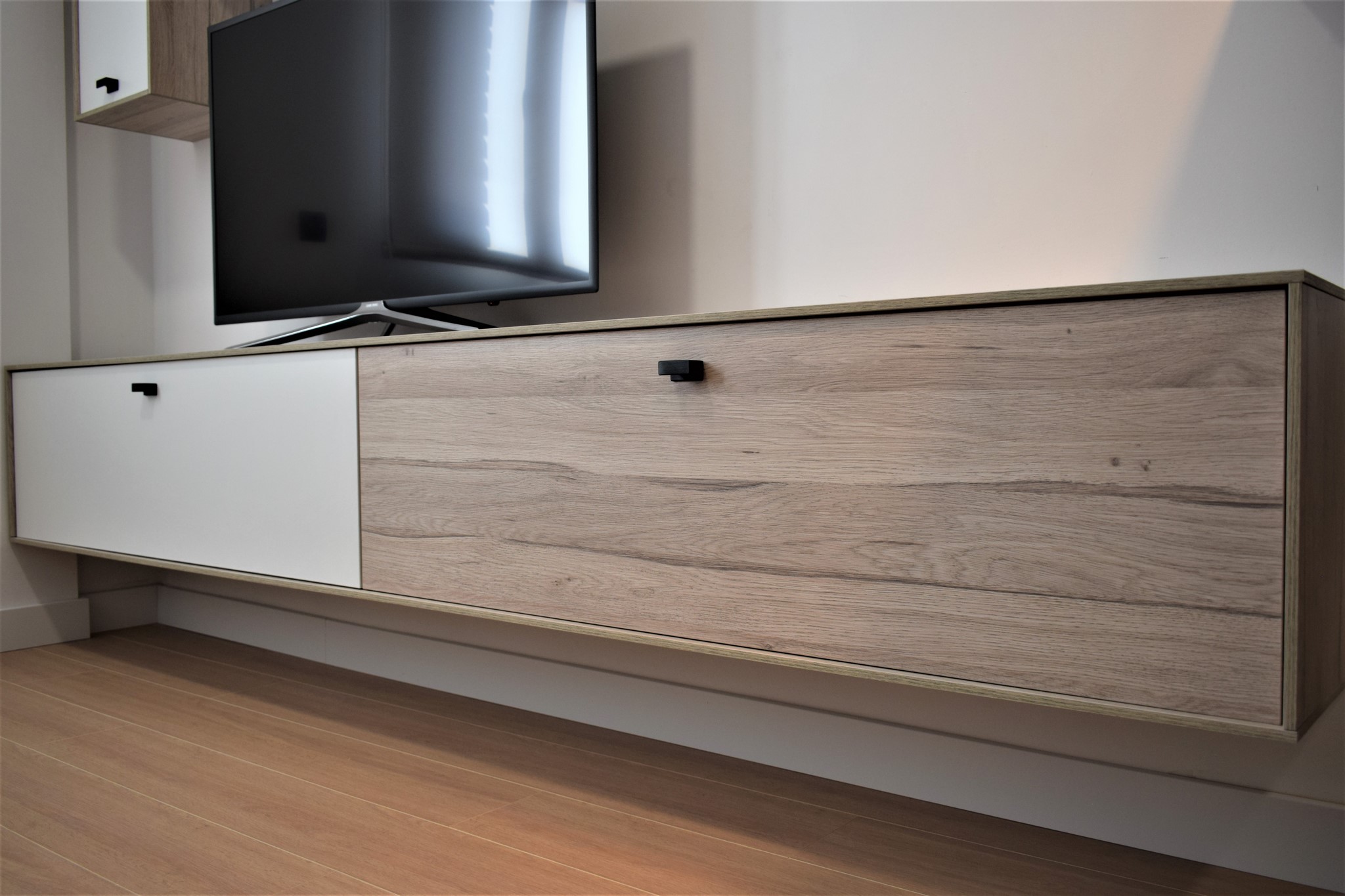 Detalle mueble TV Salón 4